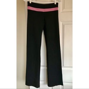 LULULEMON ~ REVERSIBLE STRAIGHT LEG PANT